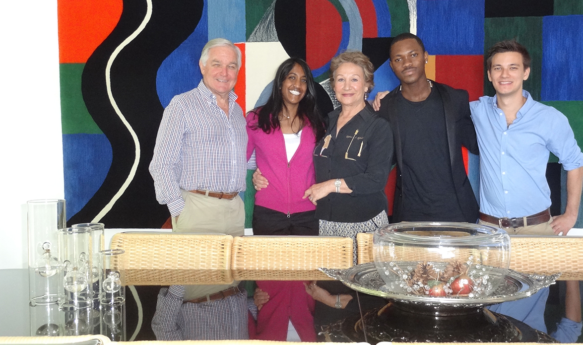 Alumni Host Program